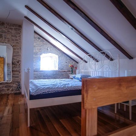 Вилла Stone House Kula Milica Mala Cista Номер фото