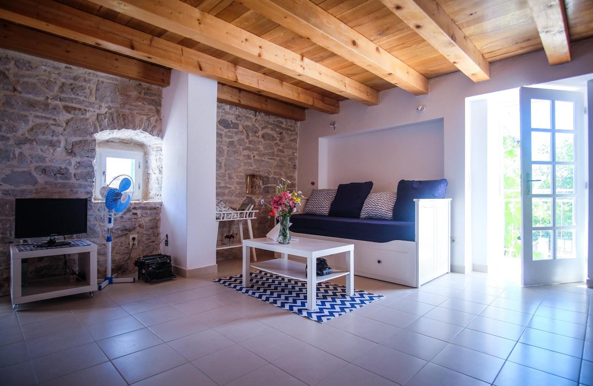 Вилла Stone House Kula Milica Mala Cista Номер фото