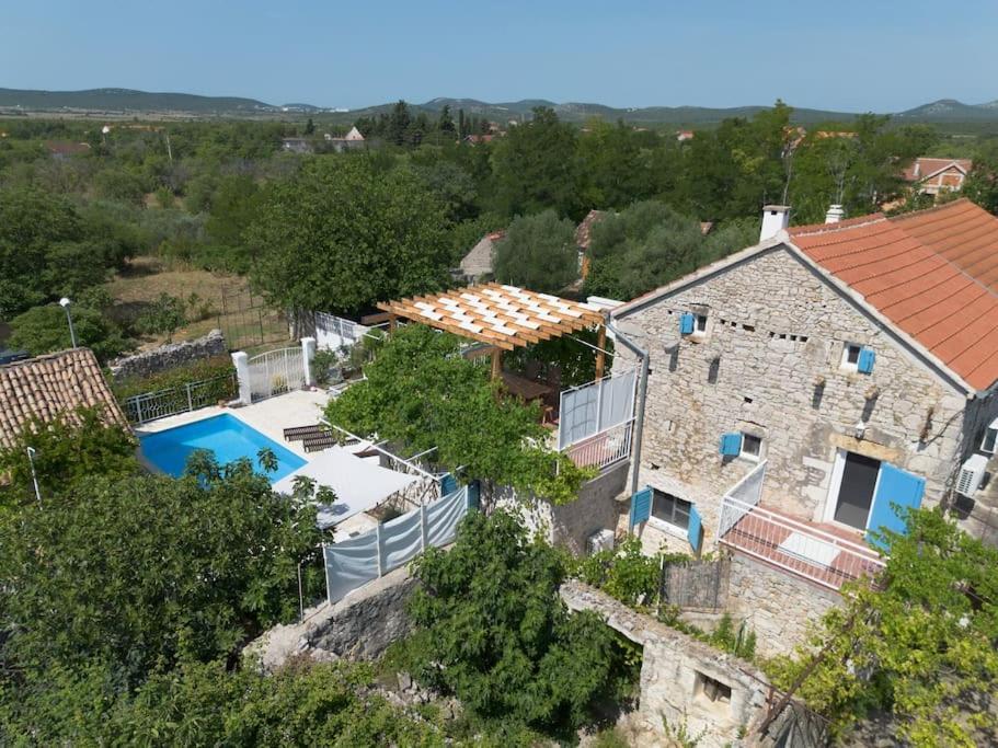 Вилла Stone House Kula Milica Mala Cista Экстерьер фото