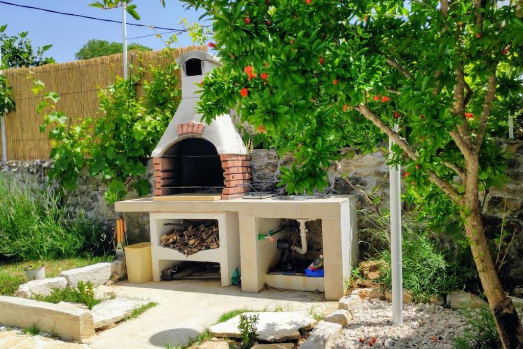 Вилла Stone House Kula Milica Mala Cista Экстерьер фото