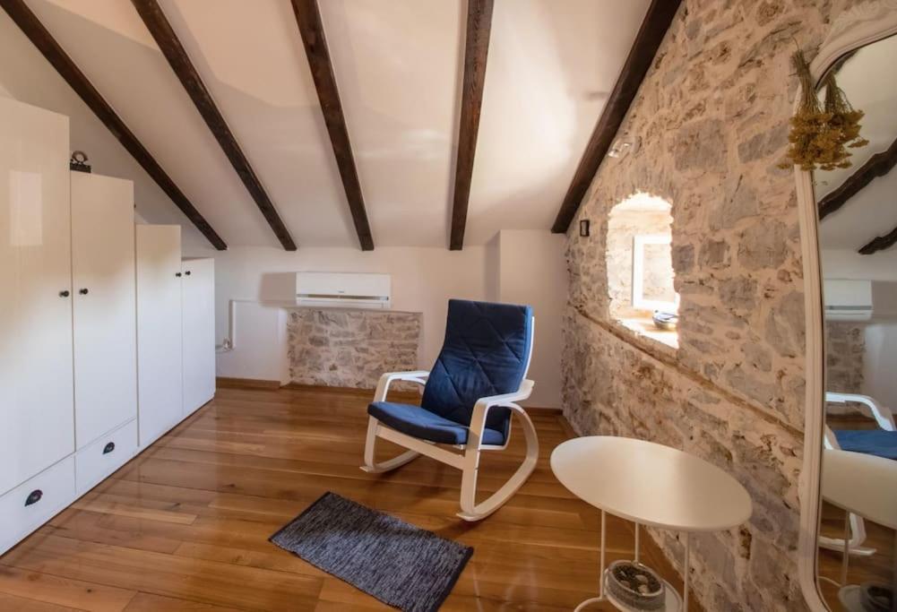 Вилла Stone House Kula Milica Mala Cista Экстерьер фото